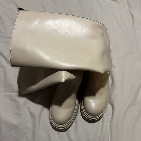 Knee high chunky boots - Picture 5 of 8